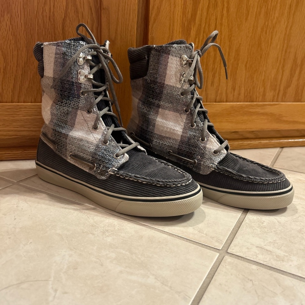 Sperry Top Sider Corduroy and Sequin‎ Hightop Lace-up Sneakers 8M